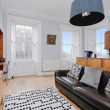 Joivy Lovely Flat In The Heart Of EDI Exterior photo