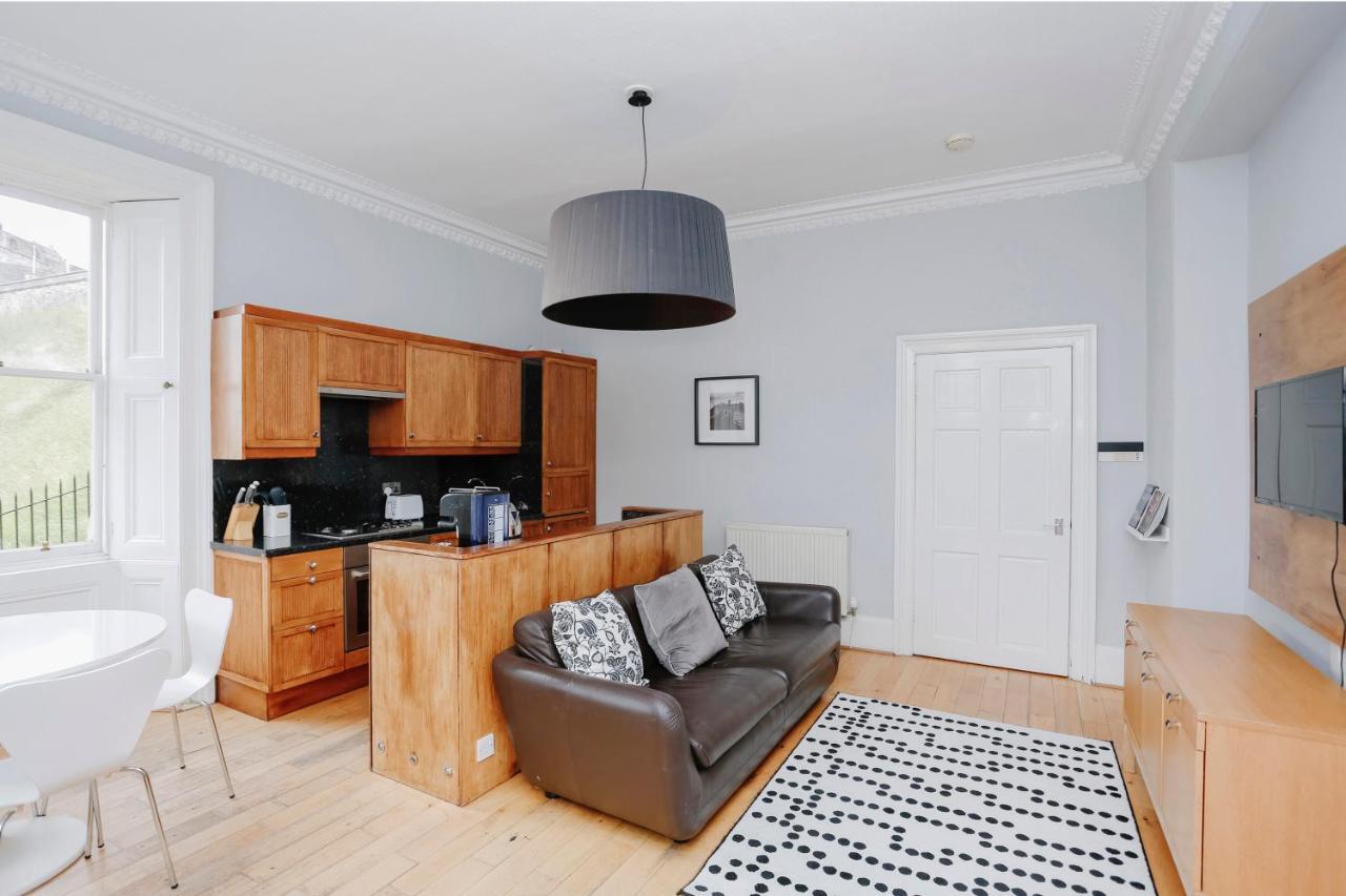 Joivy Lovely Flat In The Heart Of EDI Exterior photo